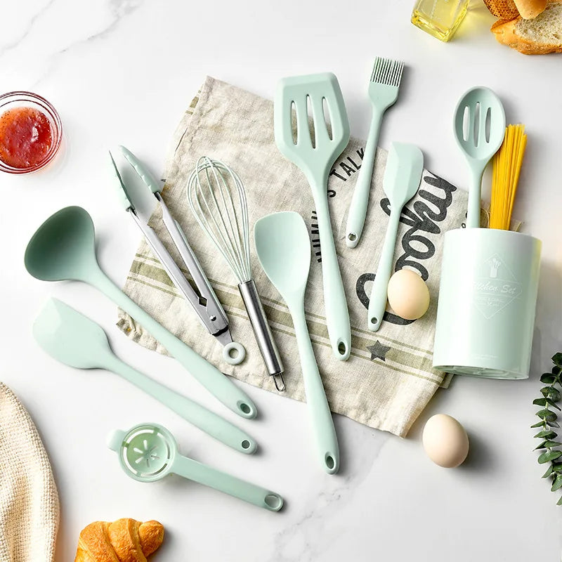 Kitchen Cookware Silicone Kitchenware Non-Stick Cookware Cooking Tool Spatula Ladle Egg Beaters Shovel Spoon Soup Utensils Set